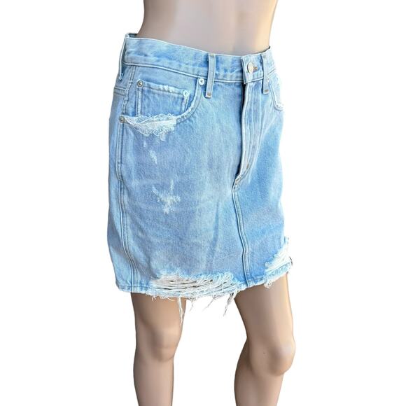 New Agolde Women Light Wash Distressed Ripped Jean Denim Mini Skirt Size 27 - Picture 2 of 11
